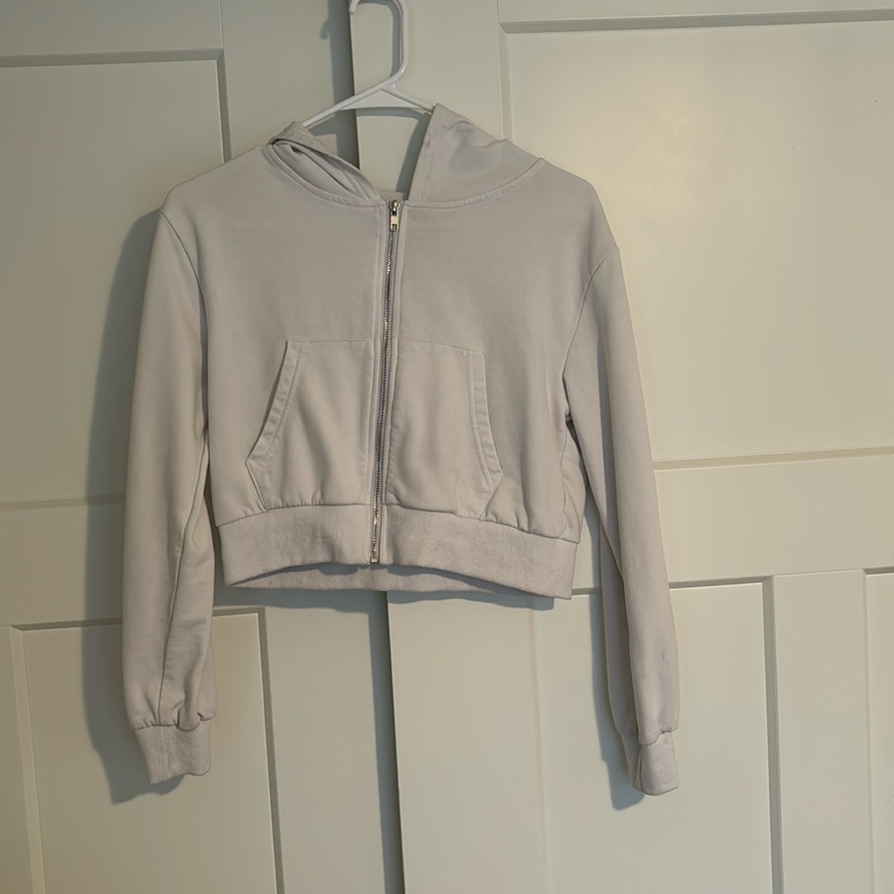 White cropped zip up sweatshirt